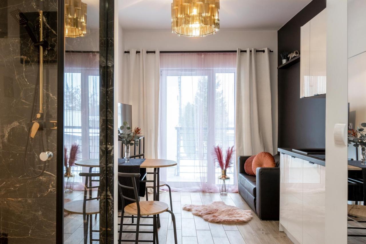 Wyjatkowy Apartament Z Prysznicem Posrodku Na Wyjatkowe Wieczory - Dostep Na Kod, Parking Лодзь Екстер'єр фото